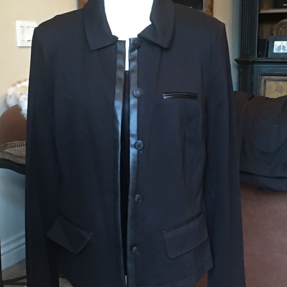 CABI TAILORED Leather Trimmed Jacket!